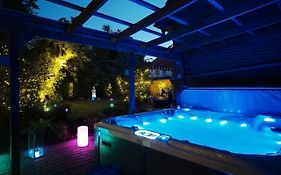 Thailand Lounge Whirlpool Sauna Spa