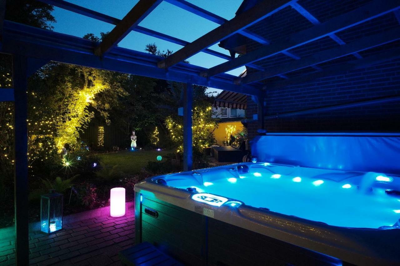 Ferienwohnung Thailand Lounge Whirlpool Sauna Spa Geesthacht Exterior foto